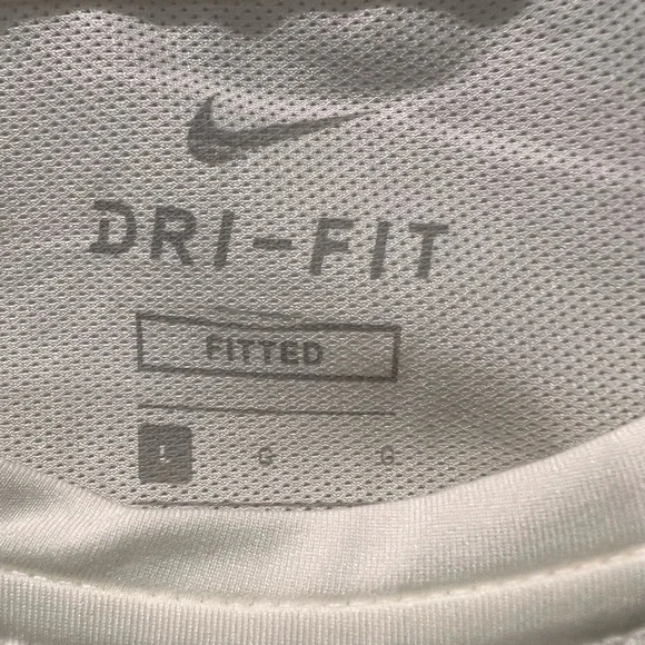 Nike Pro Men’s DriFit fitted athletic jersey. Size L - Picture 9 of 9